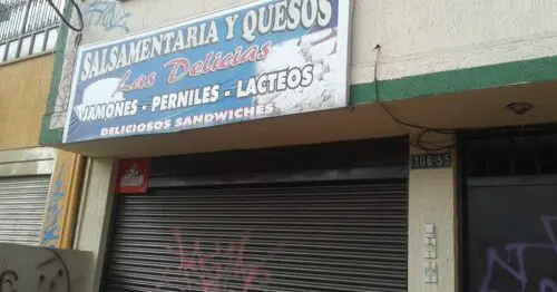 SALSAMENTARIA Y QUESOS LAS DELICIAS SALSAMENTARIA Y QUESOS LAS DELICIAS
